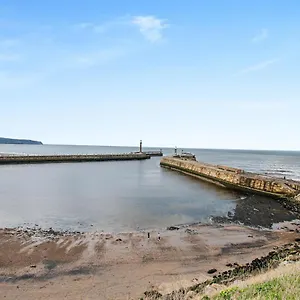 Nans - Uk43350 , Whitby United Kingdom