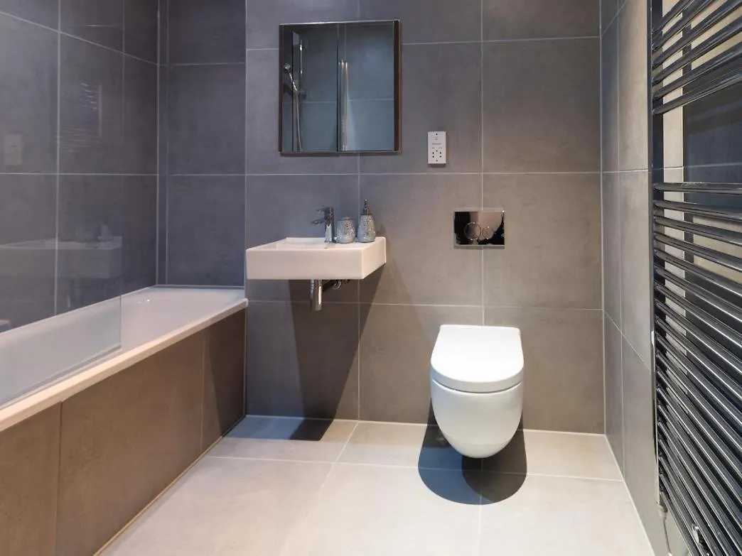 Central Tower Bridge Apartment London United Kingdom
