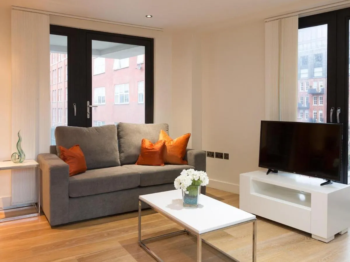 Central Tower Bridge Apartment London United Kingdom