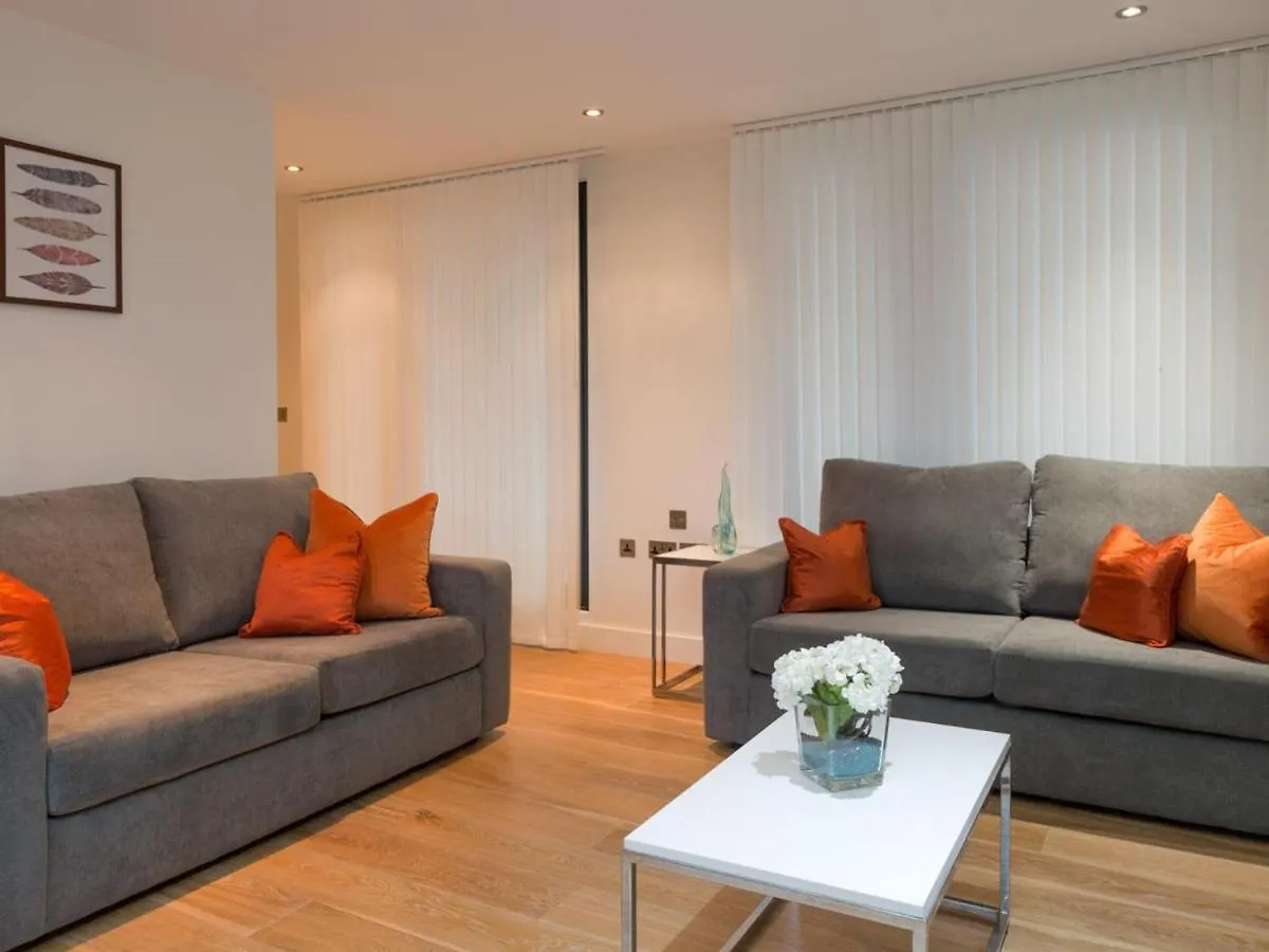 Central Tower Bridge Apartment London United Kingdom